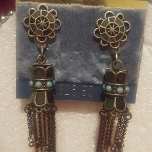 CLIP ON EARRING